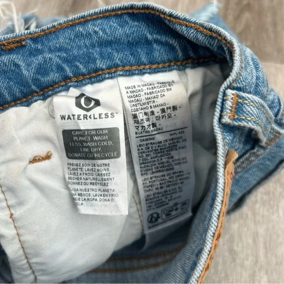 Levi’s 501 Jean Shorts Medium Wash Button Fly Denim Americana Size 24 - Picture 5 of 7